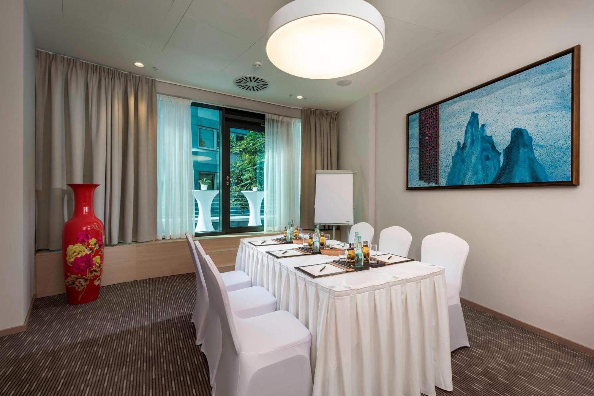 Delta Hotels By Marriott Frankfurt Offenbach Ngoại thất bức ảnh